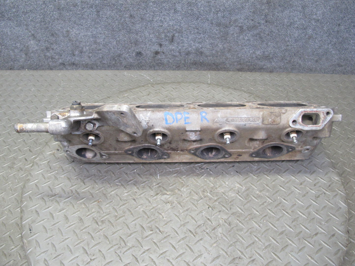 1983-1984 Porsche 928 S 4.7L Engine Motor Right Side Cylinder Head 9281043561R