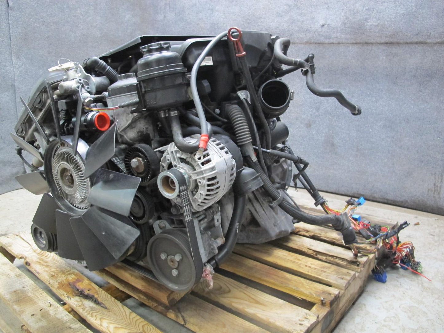 01-02 BMW E46 330ci 3.0L M54 M54B30 RWD Complete Engine Motor 139K Miles
