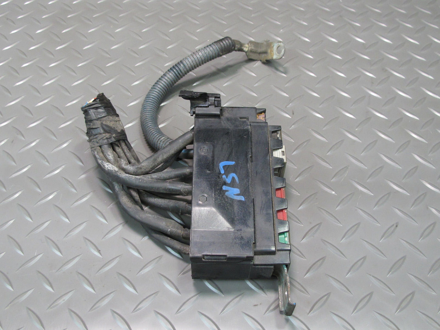 98-00 Lexus UCF20 LS400 Engine Bay Cartridge Fuse Relay Box OEM