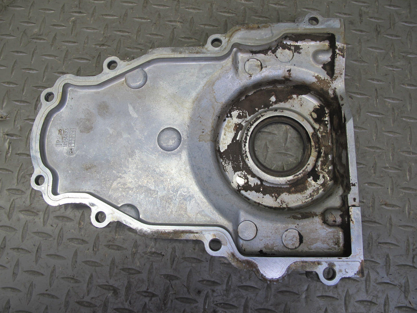 2003-2007 Hummer H2 6.0L Front Engine Motor Timing Plate Cover 12556623