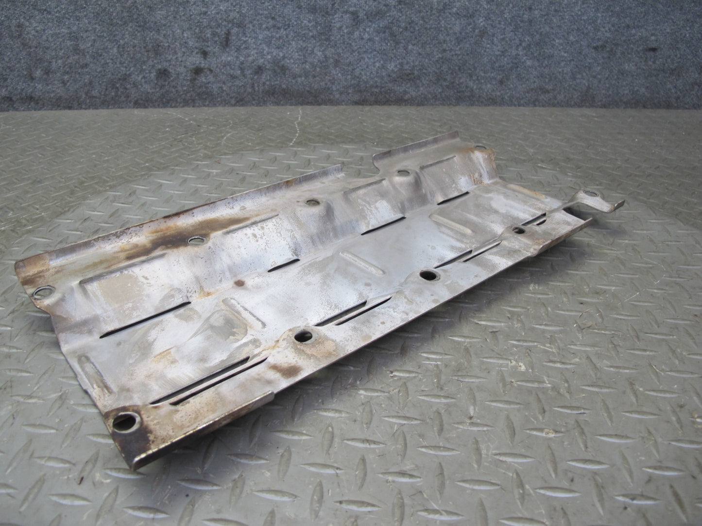2003-2007 Hummer H2 6.0L Engine Motor Oil Pan Baffle 12558268