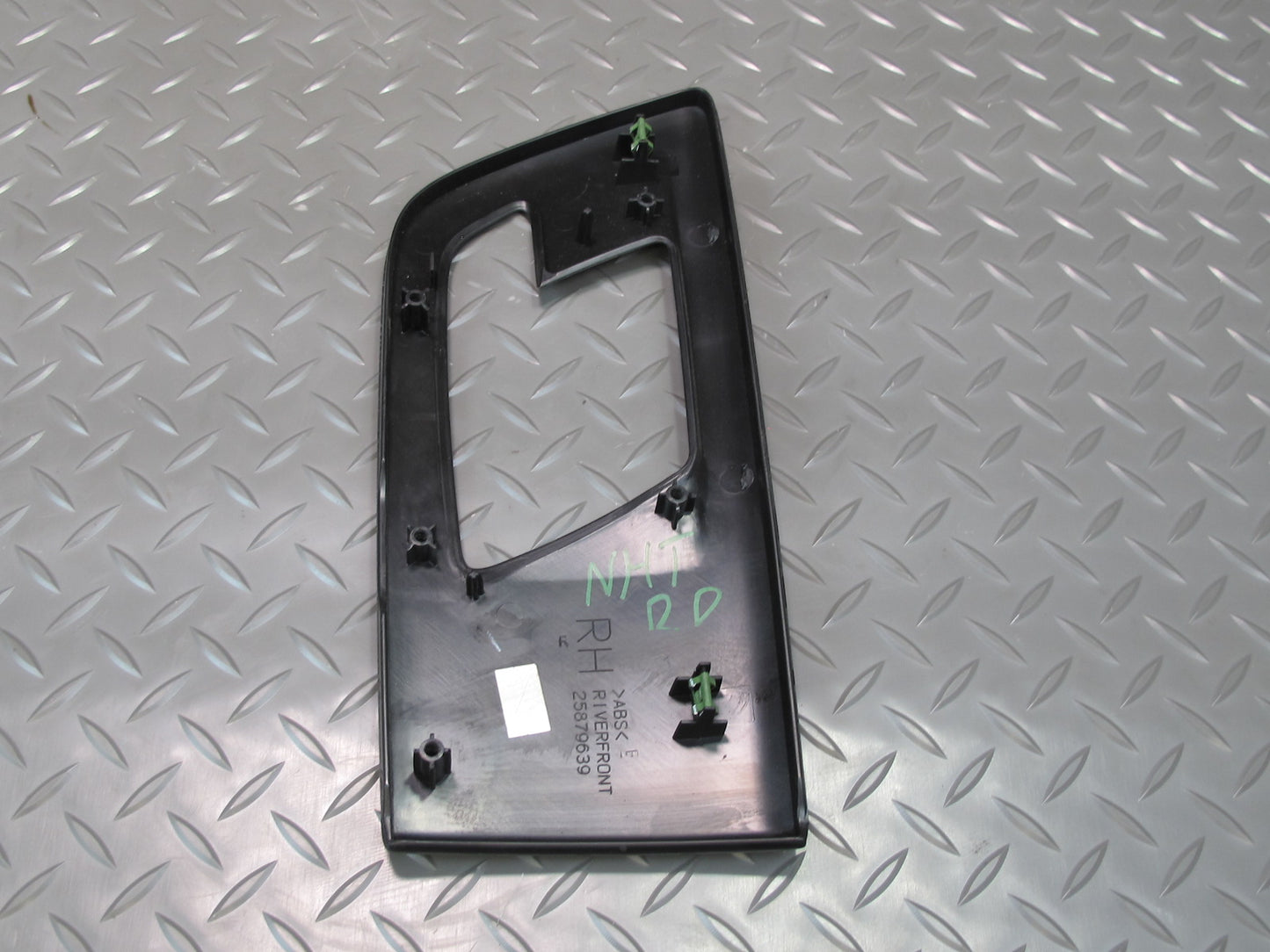 2008-2009 Hummer H2 Rear Right Door Interior Handle Trim Bezel Cover Panel