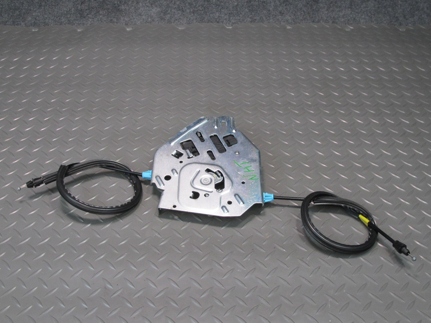 2003-2009 Hummer H2 Rear Tailgate Liftgate Lock Latch Cable Assembly