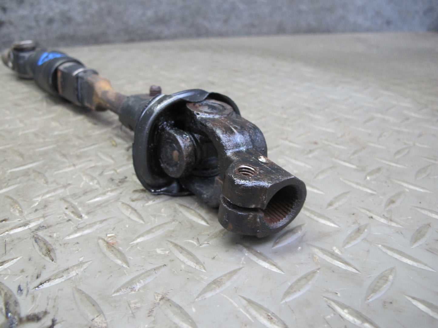 99-00 Lexus UCF20L LS400 Steering Column Intermediate Linkage U Joint Shaft OEM