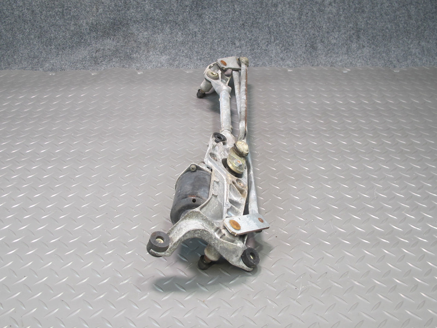 96-00 Toyota MARK2 JZX100 Windshield Wiper Transmission Linkage w Motor OEM