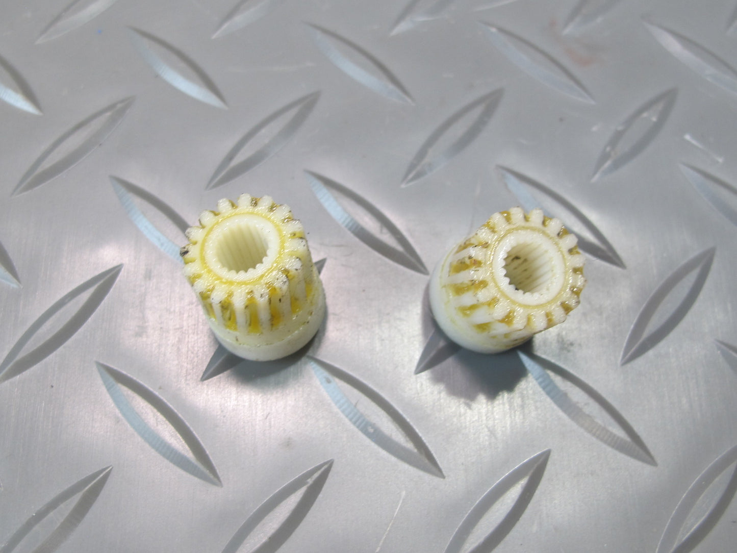 09-20 Nissan Z34 370Z Right Passenger Seat Motor Set OEM