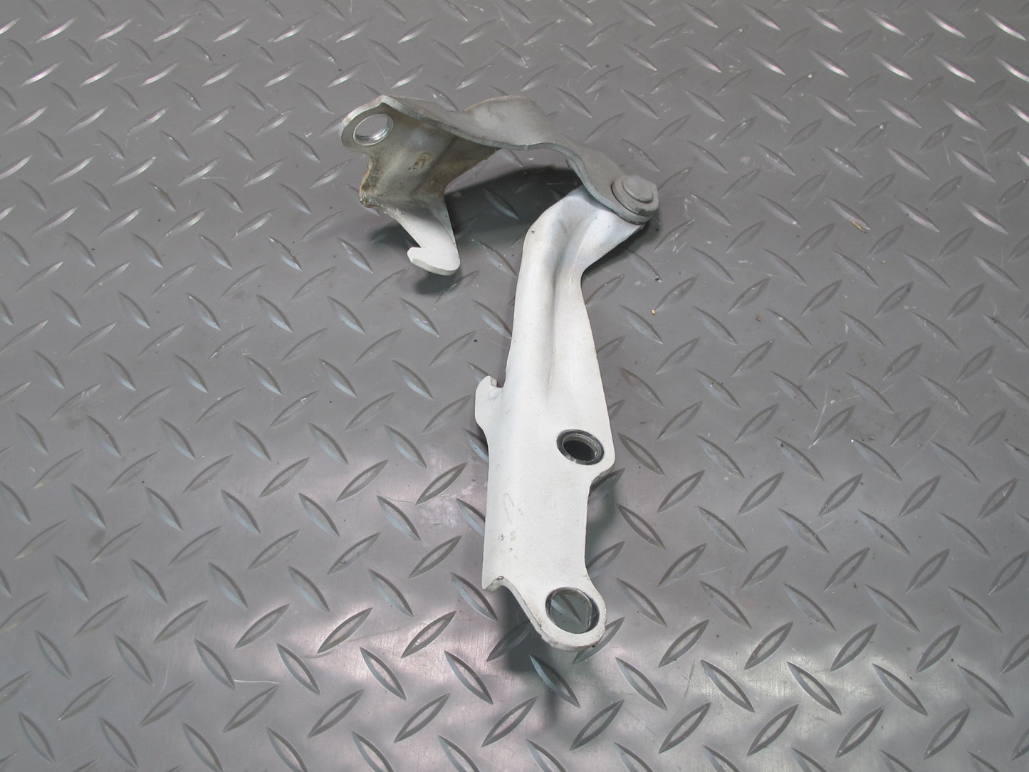 96-00 Toyota MARK2 JZX100 Set of 2 Front Left & Right Hood Hinge OEM