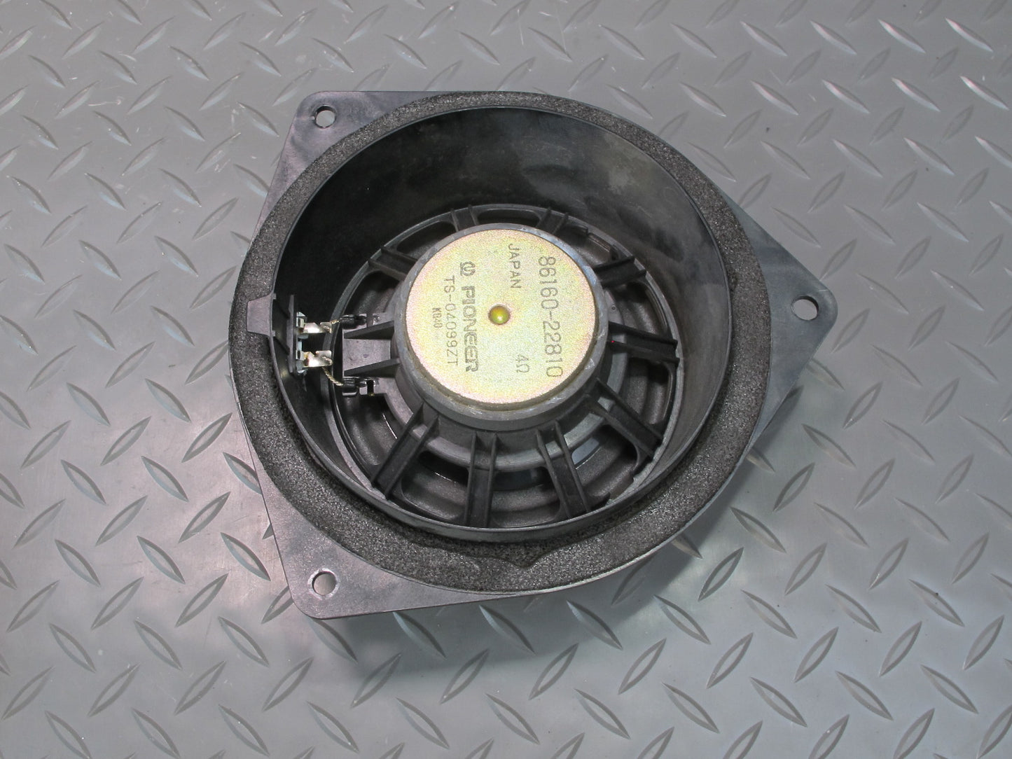 96-98 Toyota MARK2 JZX100 Set of 2 Rear Left & Right Speaker 86160-22810 OEM