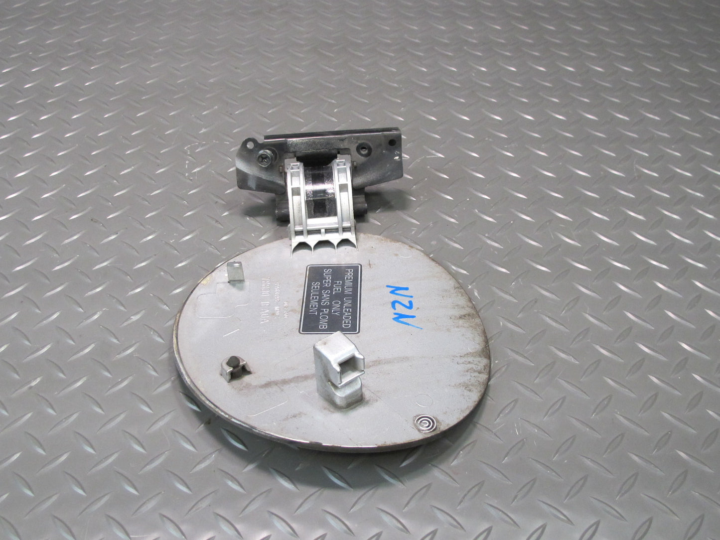 09-20 Nissan Z34 370Z Gas Fuel Door Lid Cover Silver 78830-1EA0A OEM