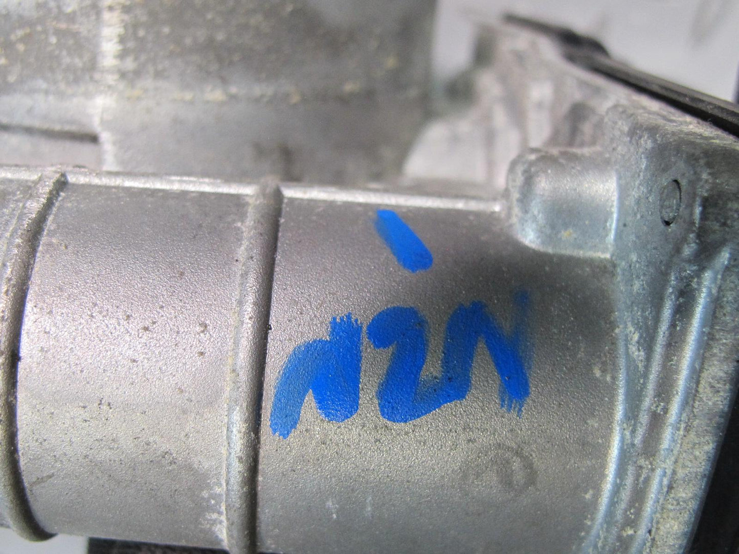 09-20 Nissan Z34 370Z VQ37VHR Set of 2 Left & Right Engine Throttle Body OEM