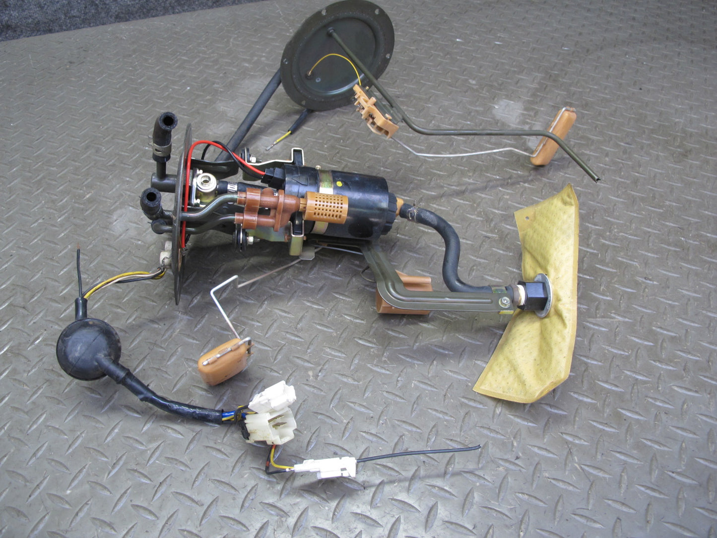 90-96 Nissan Z32 300ZX Turbo 2+0 Fuel Pump Level Sensor Sending Unit Set OEM