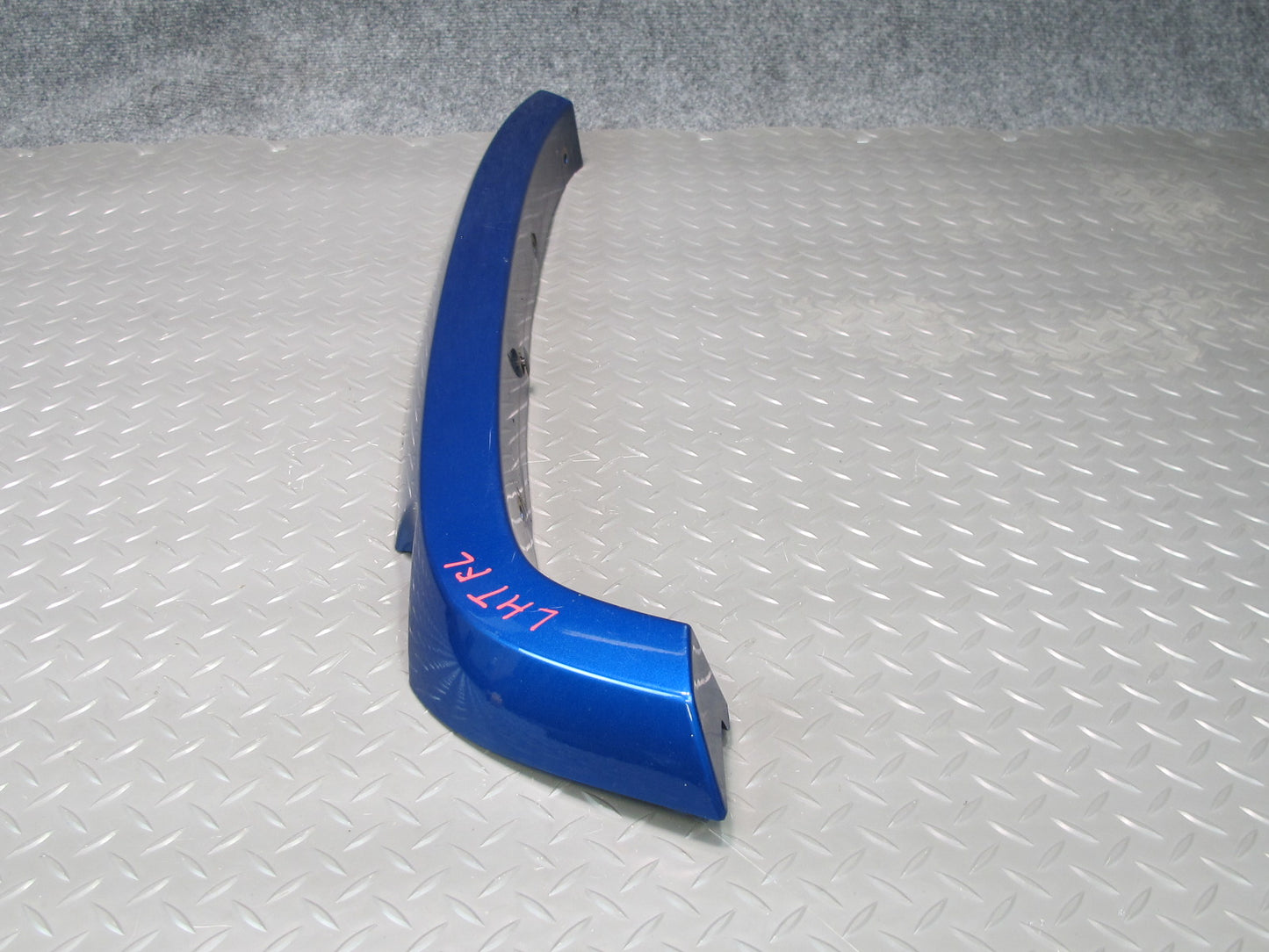 03-09 Hummer H2 Front Left Wheel Arch Fender Flare Trim Molding Pacific Blue