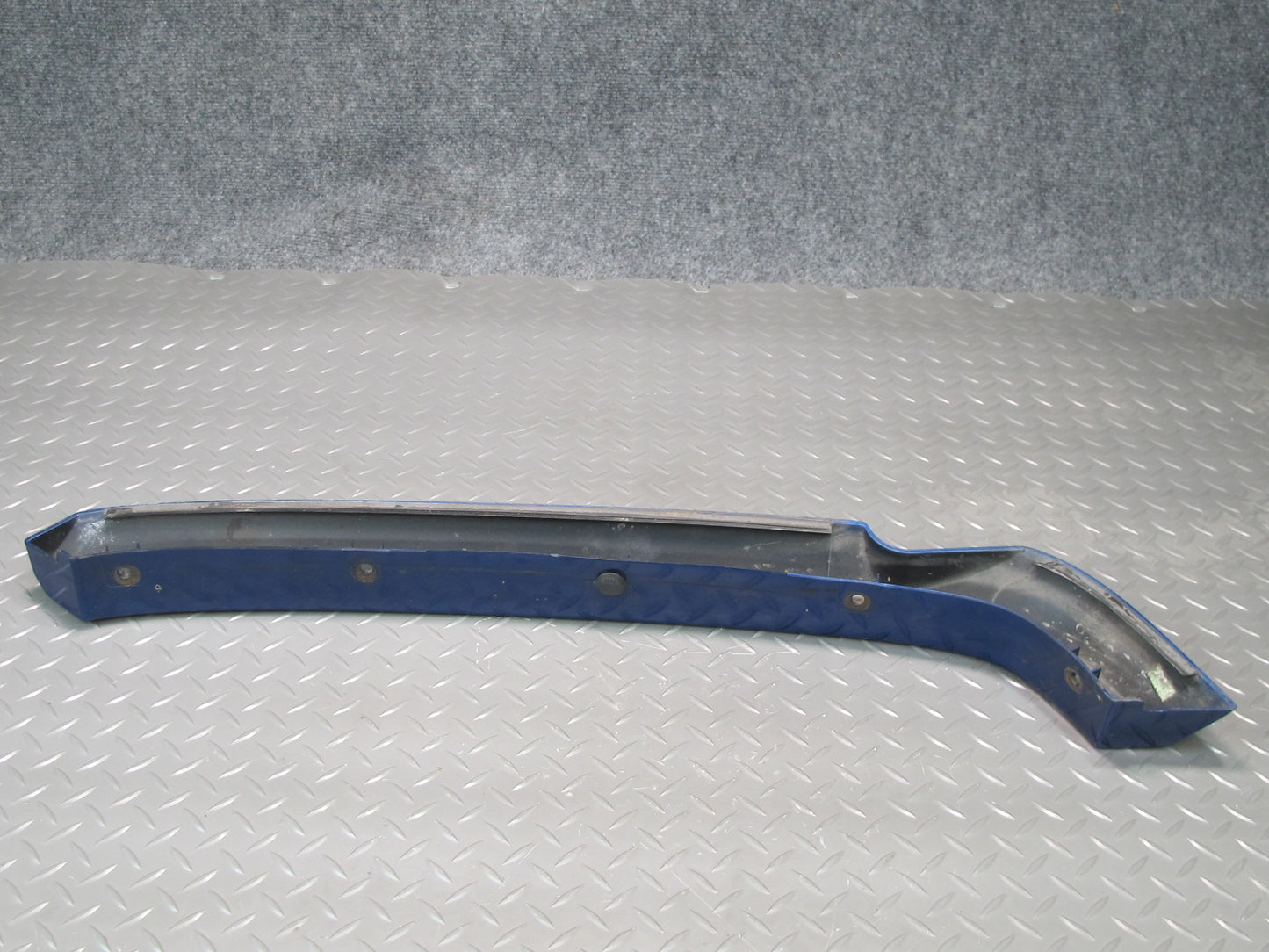 03-09 Hummer H2 Front Left Wheel Arch Fender Flare Trim Molding Pacific Blue