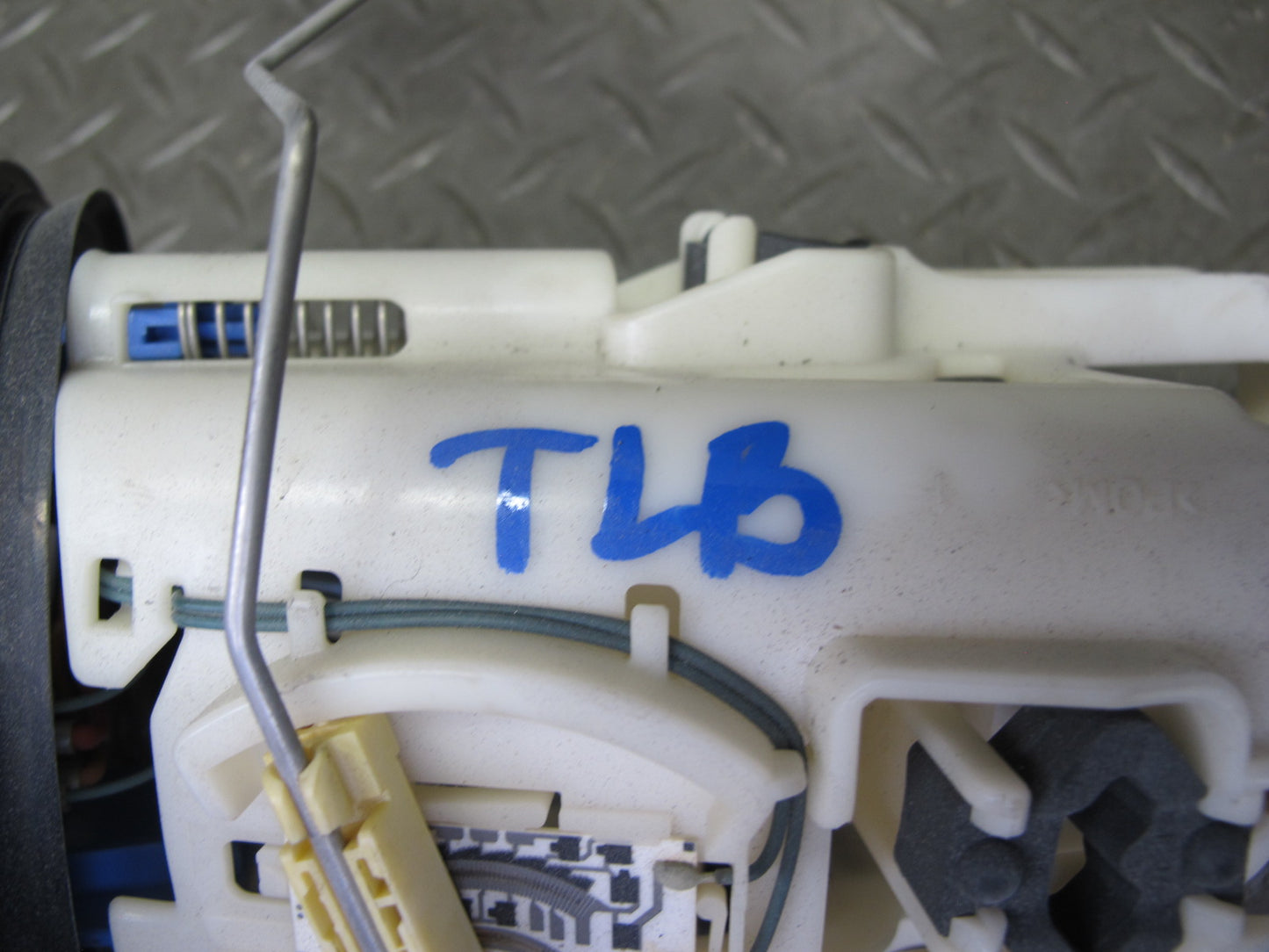 2001-2006 BMW E46 M3 S54 Fuel Pump Level Sensor Sending Unit Assembly