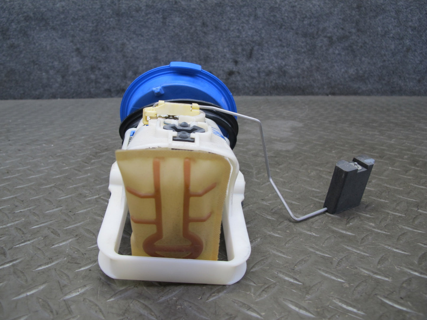 2001-2006 BMW E46 M3 S54 Fuel Pump Level Sensor Sending Unit Assembly