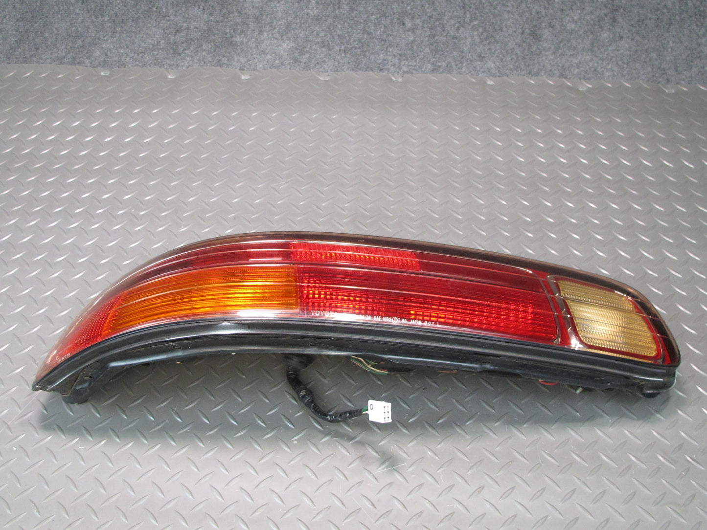 97-00 Lexus UZZ30L SC400 SC300 Set of 2 Rear Left & Right Tail Light Lamp OEM