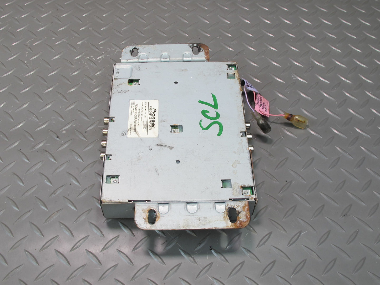 Pioneer AVIC-N4 Hide Away Unit CPN2377