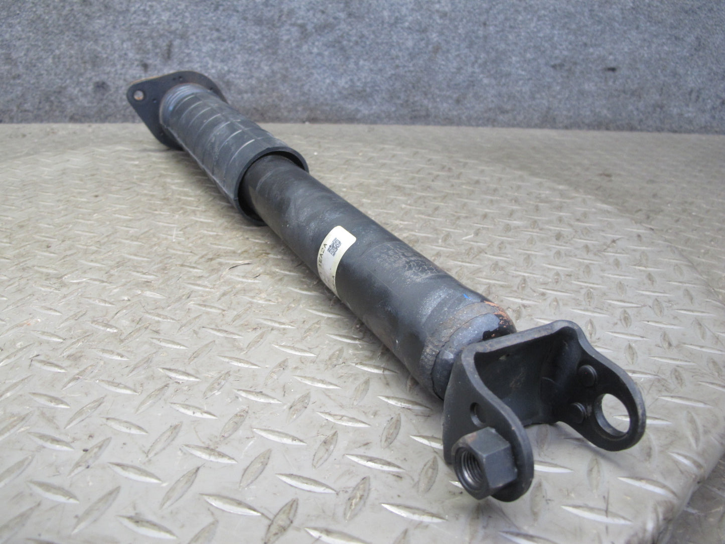 13-14 Nissan Z34 370Z RWD Rear Left & Right Strut Shock Absorber Set OEM