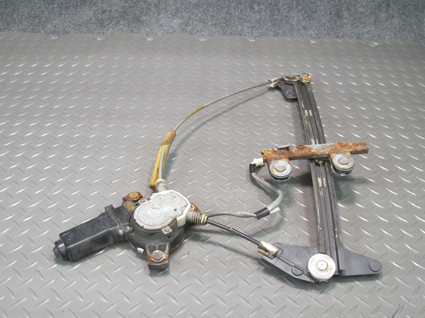 95-00 Lexus UZZ30L SC400 SC300 Right Passenger Door Window Regulator w Motor OEM