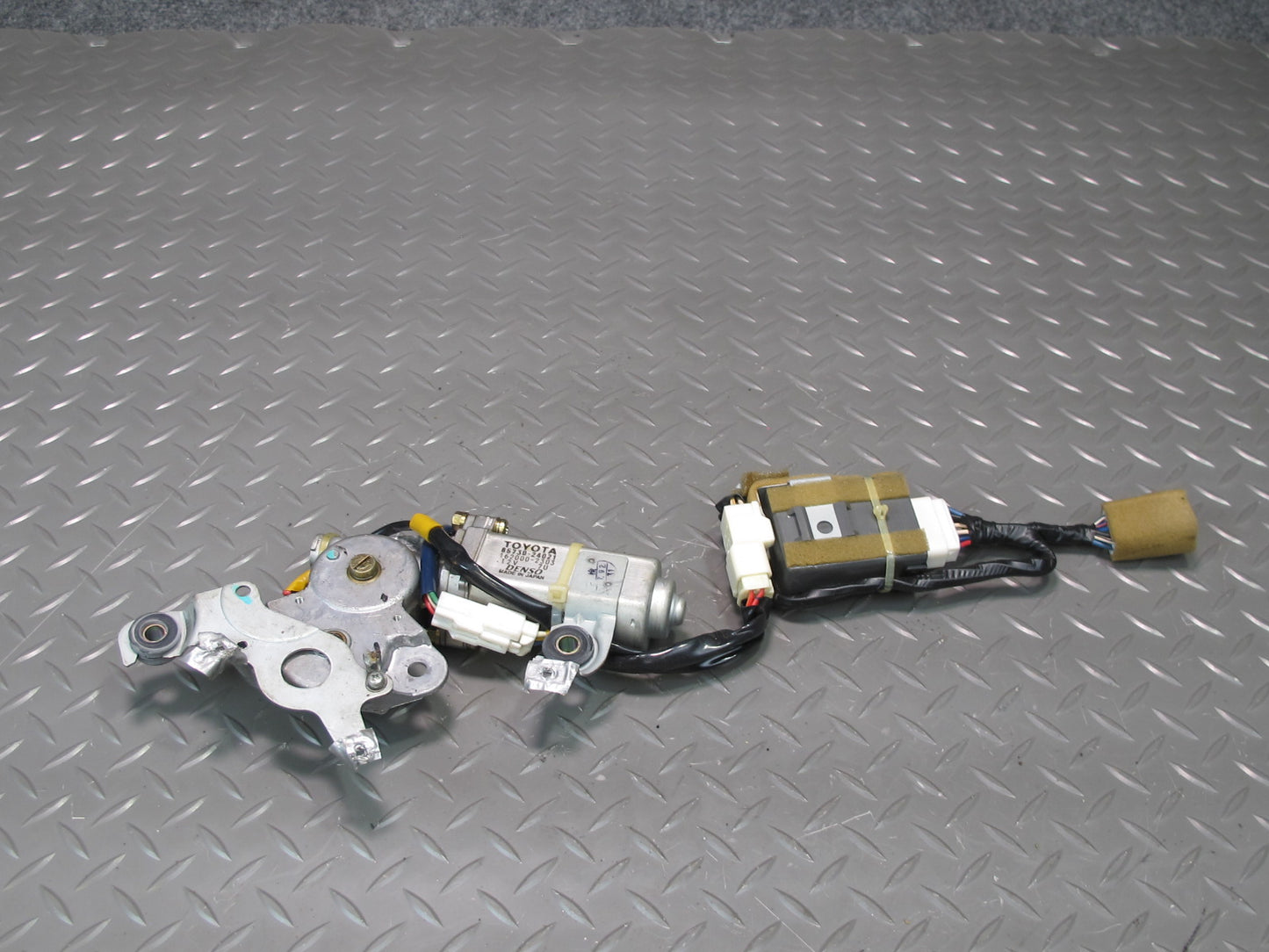 96-00 Lexus UZZ30L SC400 SC300 Sunroof Motor Drive Unit w Relay OEM