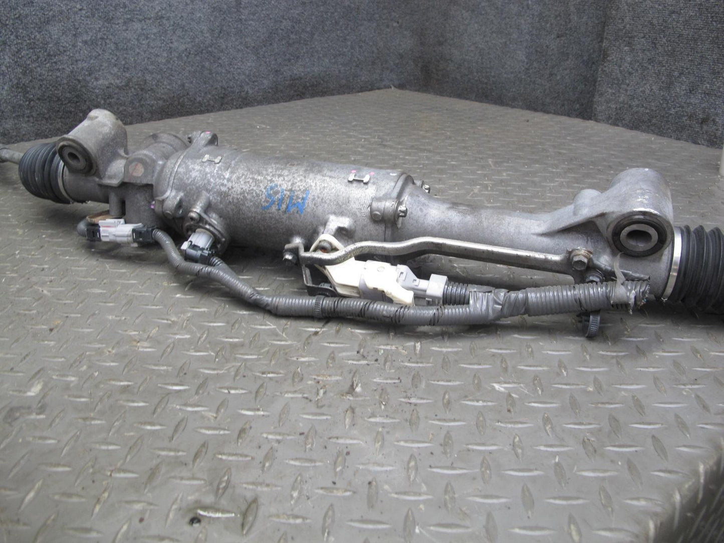 10-13 Lexus IS350 IS250 Convertible RWD Power Steering Rack & Pinion Gear OEM