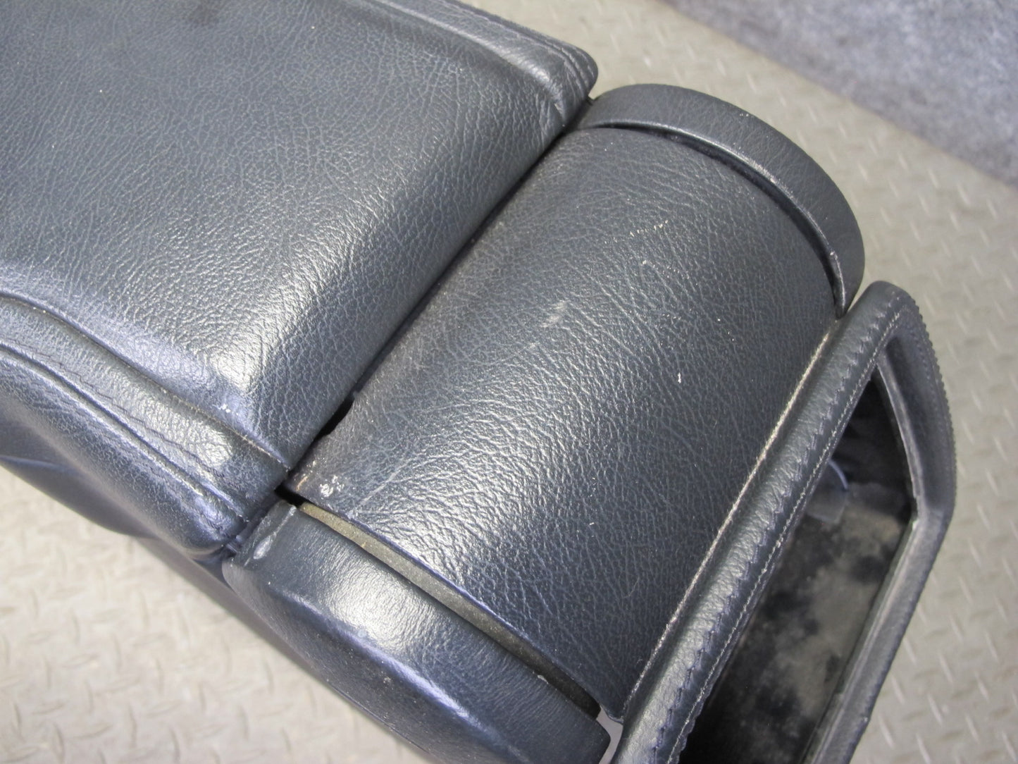 96-99 Mercedes W140 C140 CL Coupe Center Console Trim Cover Panel w Armrest OEM