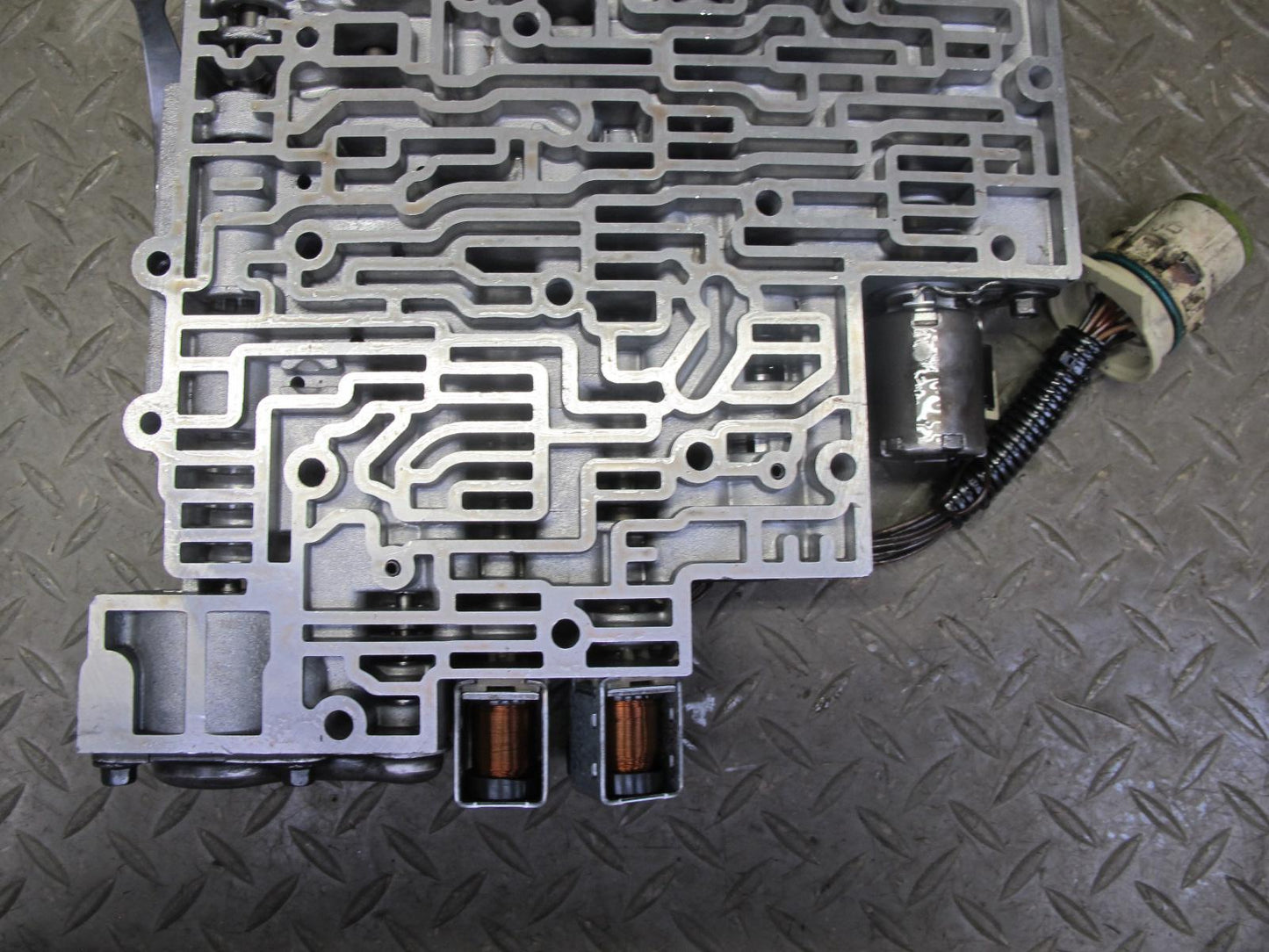 2003-2007 Hummer H2 4L65E Automatic Transmission Valve Body Mechatronic