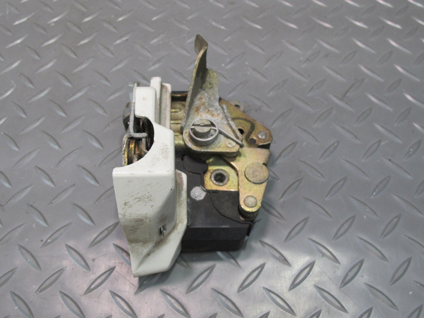 87-95 Mercedes W124 300D Sedan Rear Right Door Lock Latch Actuator OEM