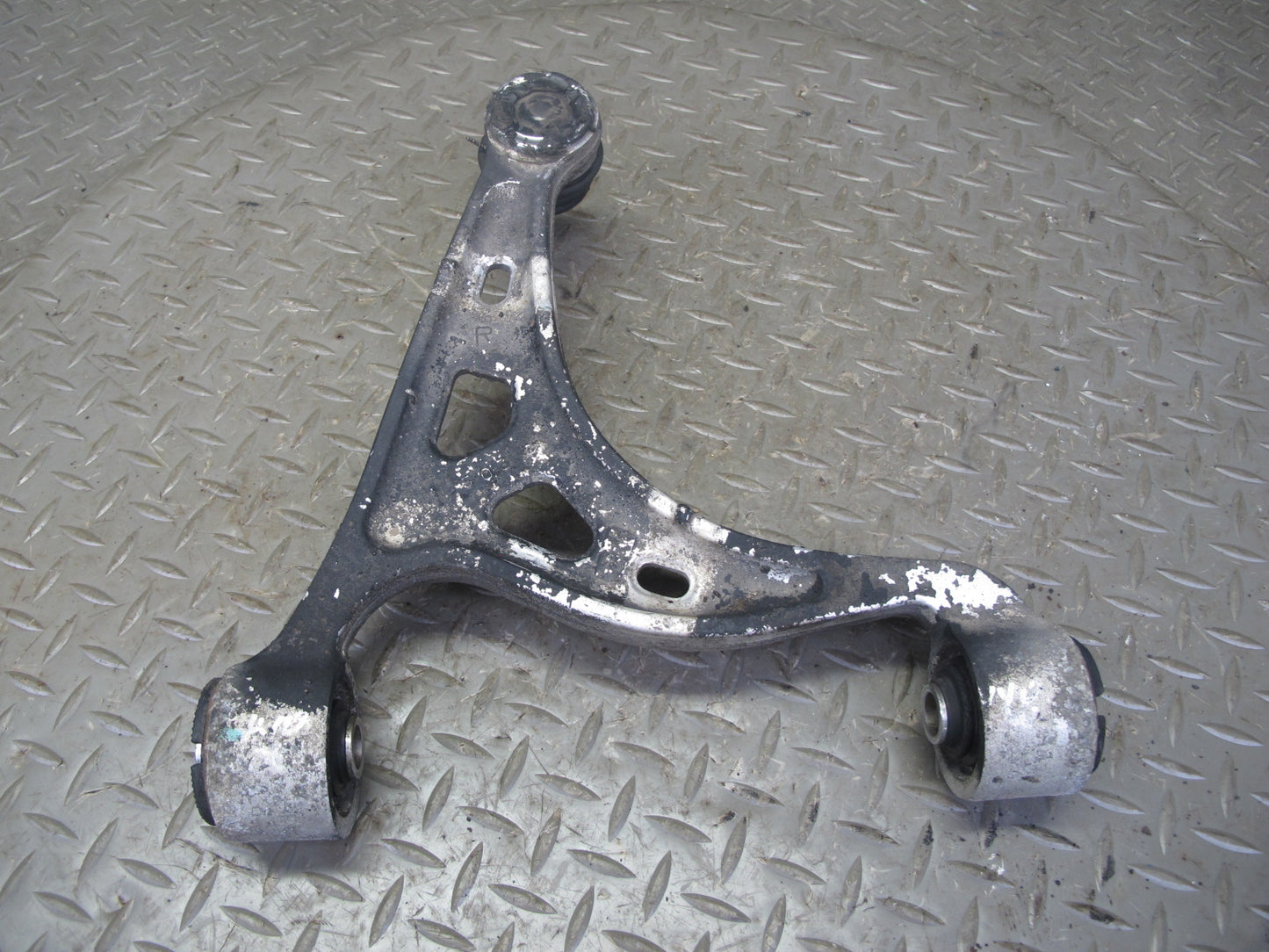 94-00 Lexus UZZ30L SC300 SC400 Rear Right Upper Control Arm OEM