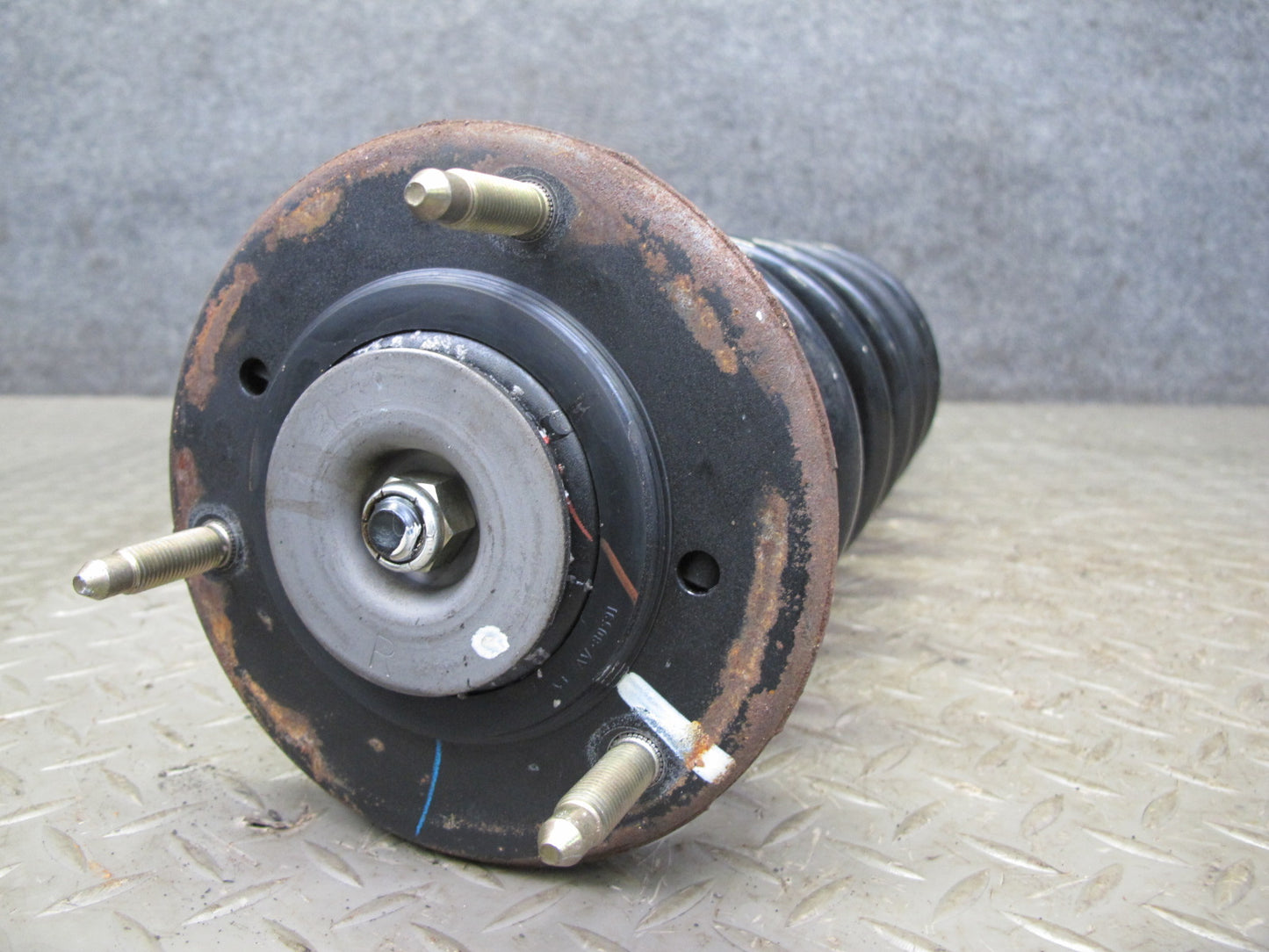 98-00 Lexus UCF20L LS400 Rear Right Strut Shock Absorber OEM