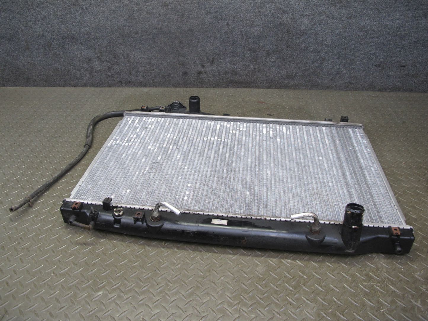 97-00 Lexus JZZ31L SC300 3.0L 2JZGE A/T Engine Motor Cooling Radiator CSF 2936