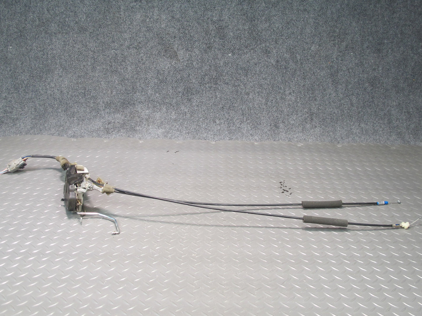 92-00 Lexus UZZ30L SC300 SC400 Front Right Pass Door Lock Latch Actuator OEM