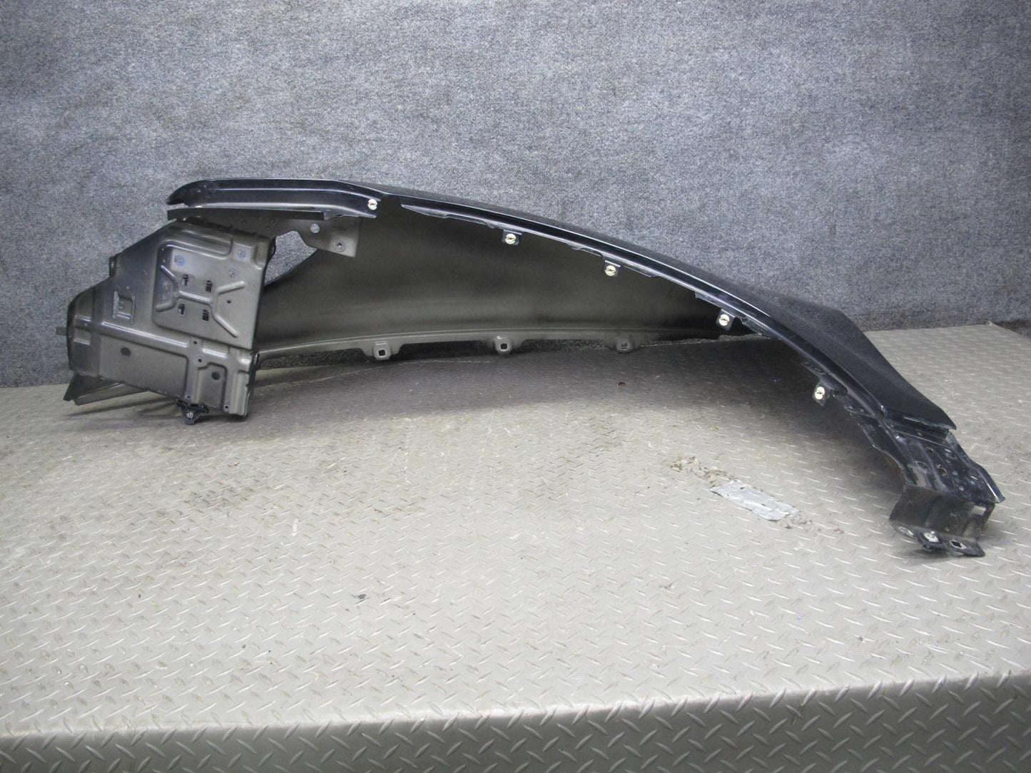 2011-2014 Porsche Cayenne 958 Front Left Driver Side Fender Panel Cover Black