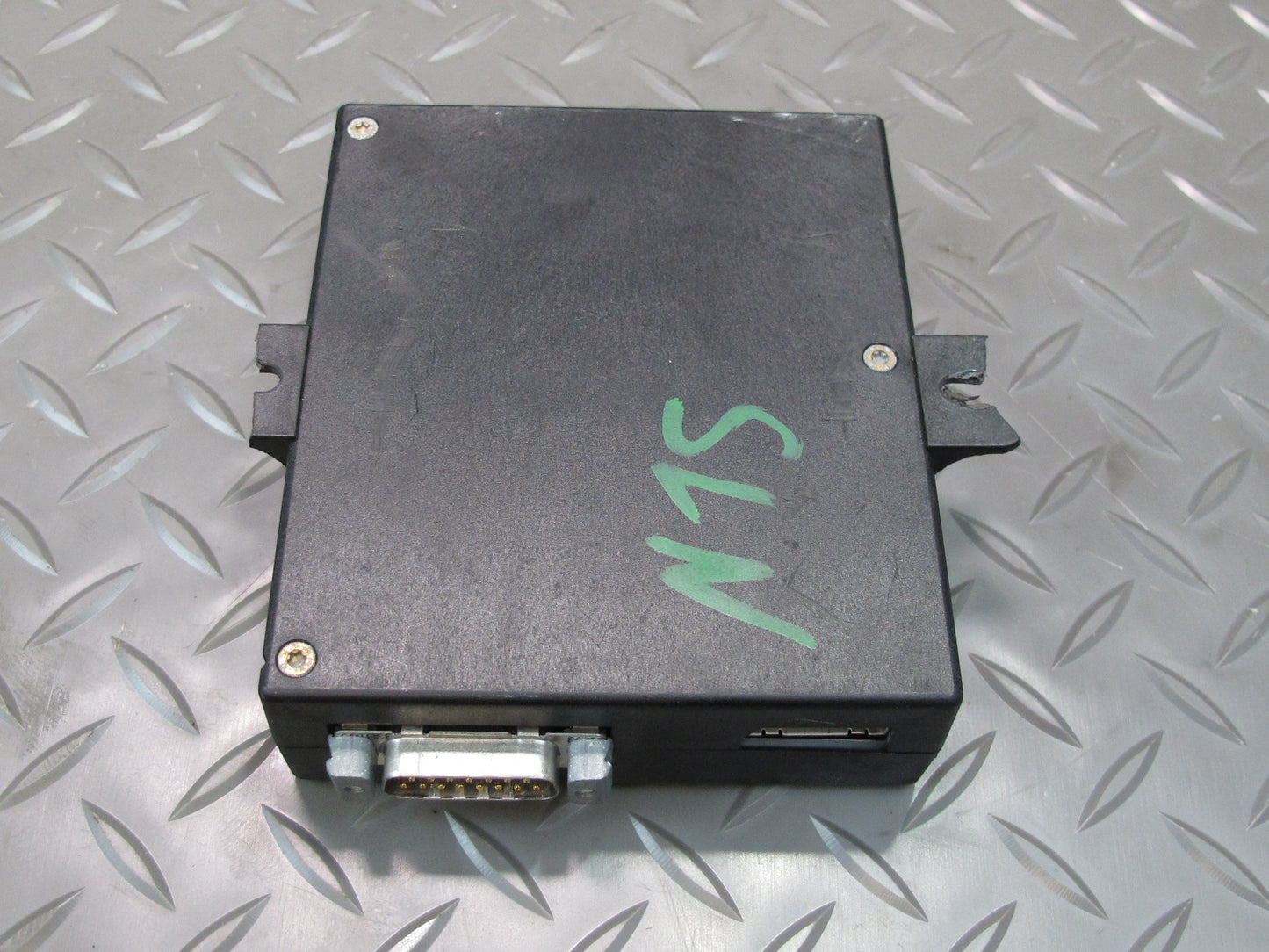 03-06 Mercedes R230 Sl-class Voice Command Control Module 2038200885 OEM