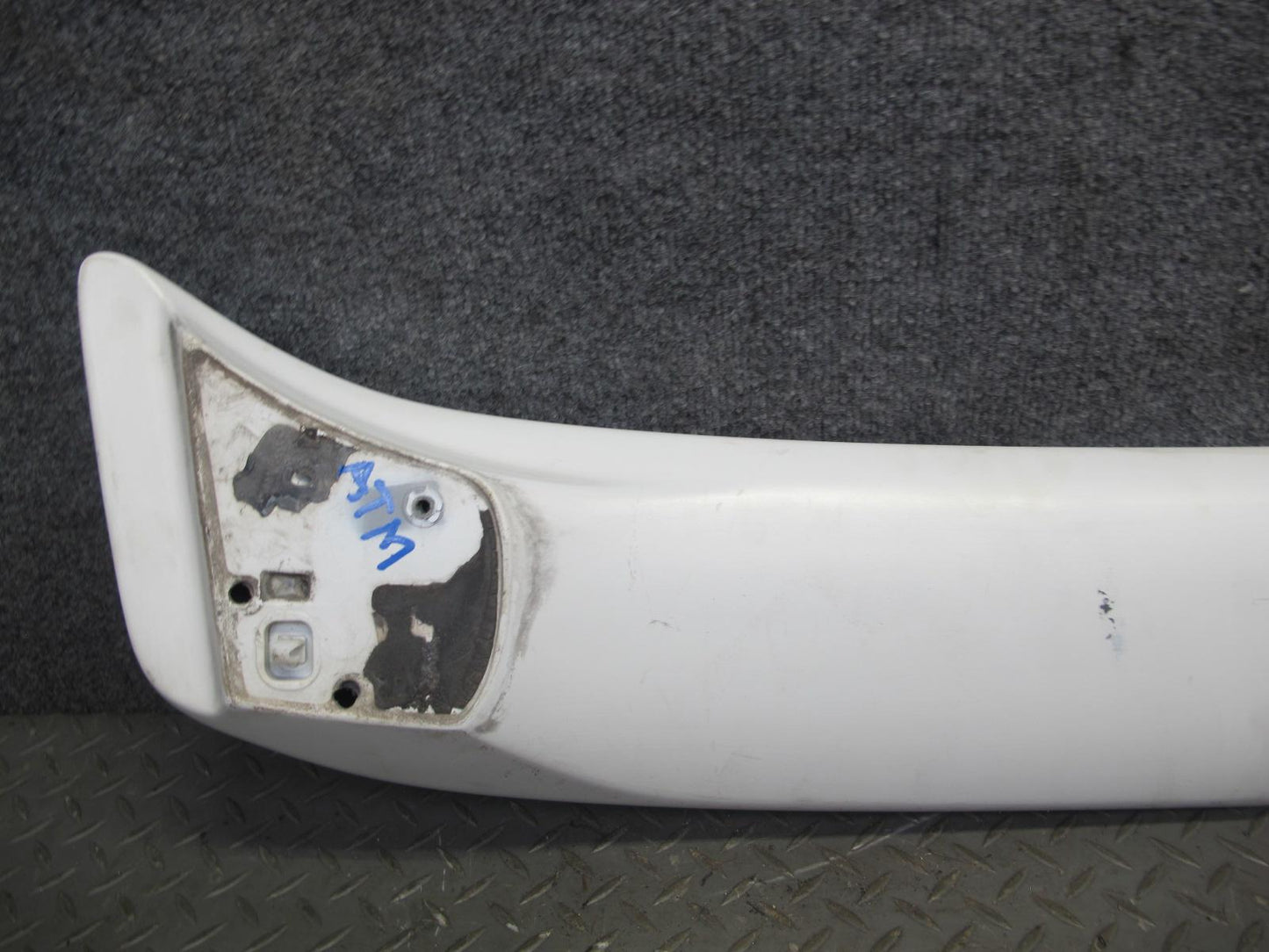 96-98 Toyota MARK2 JZX100 Tourer S Rear Trunk Lid Spoiler Wing w Brake Light OEM