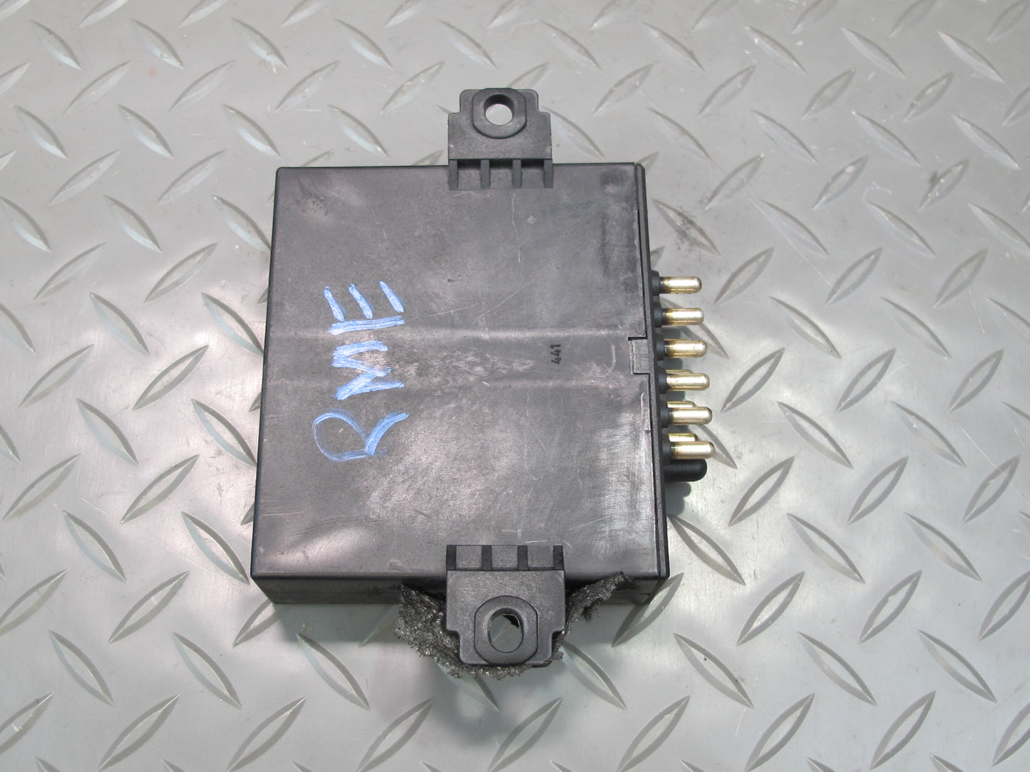 75-85 Mercedes W123 300D A/C Heater Blower Motor Regulator Module 1147328026 OEM