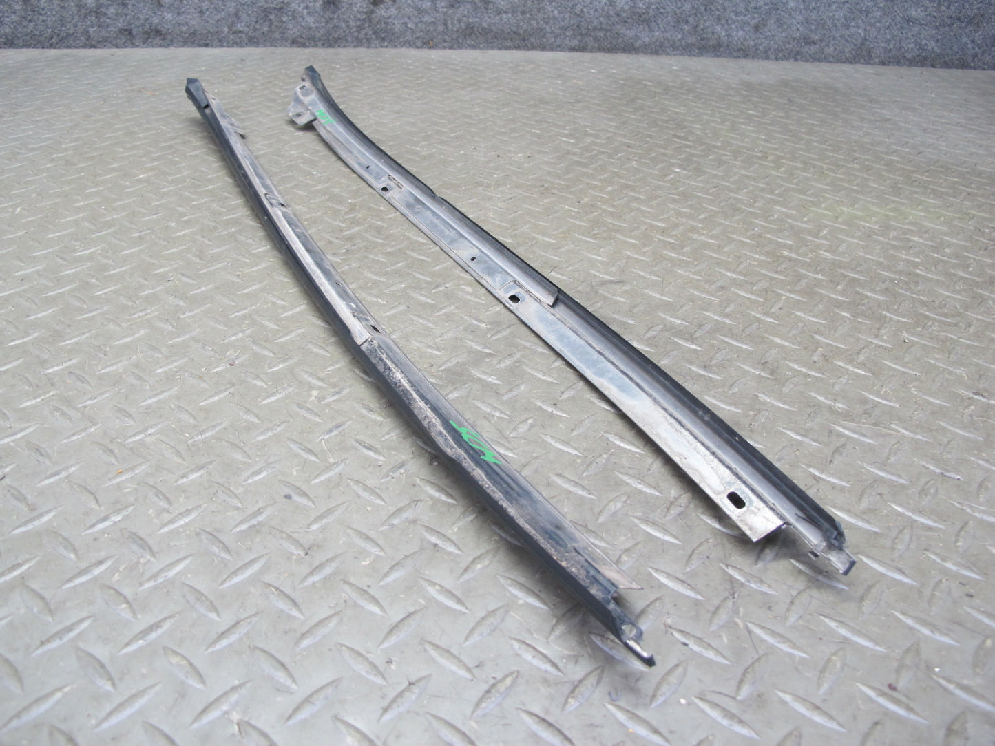 92-00 Lexus UZZ30L SC300 SC400 Set of 2 Front Windshield A Pillar Molding OEM