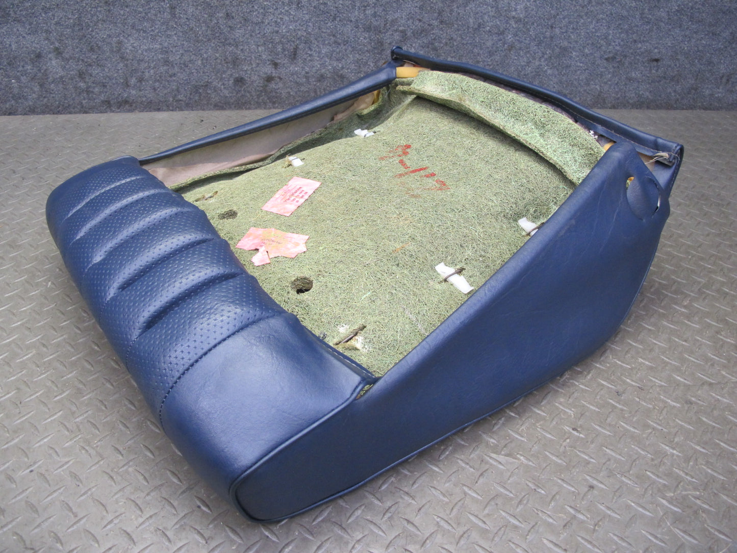 82-85 Mercedes W123 300D Front Righ Seat Upper Leather Cushion Blue OEM
