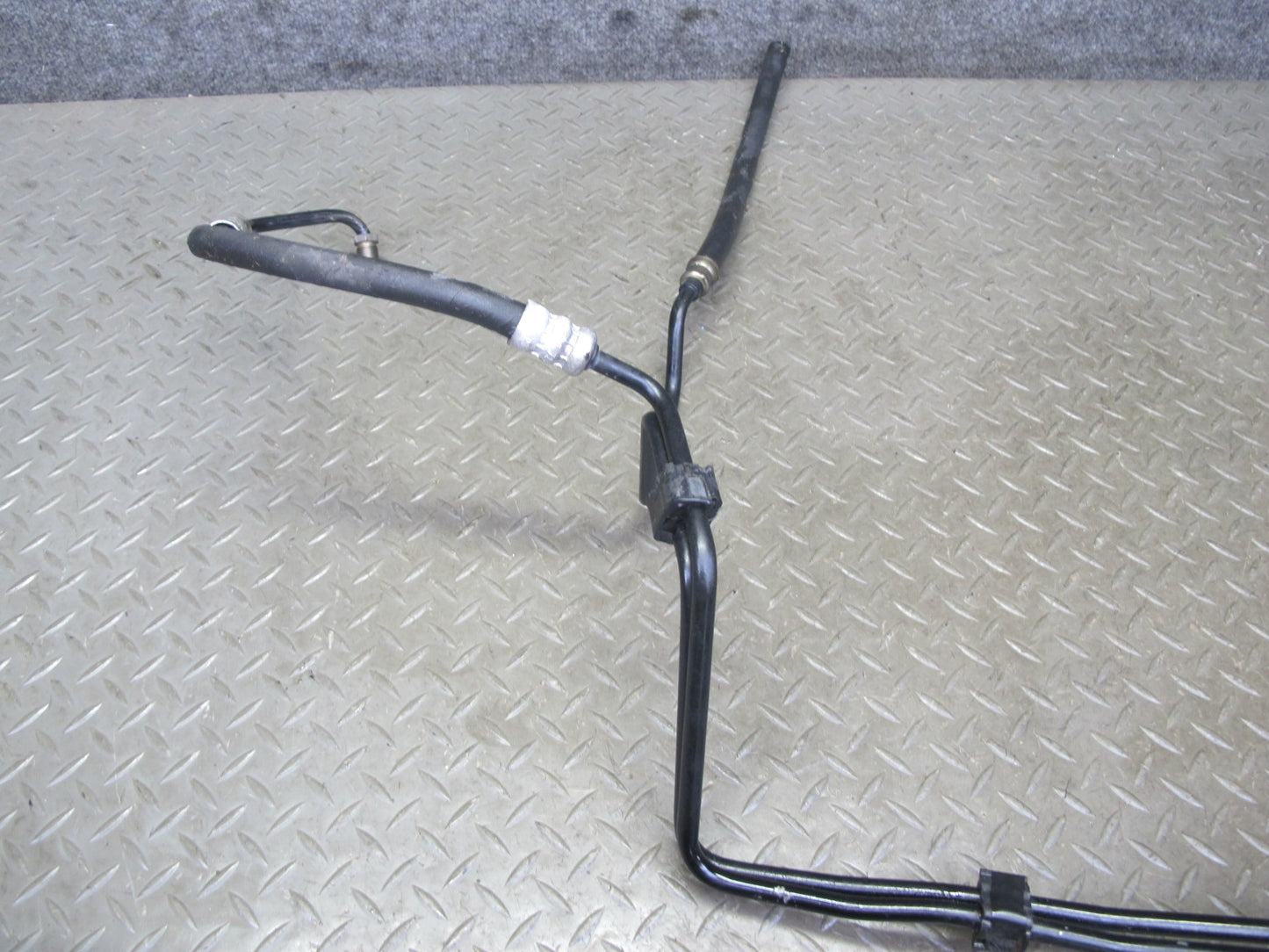 03-06 Mercedes R230 Sl-class ABC Hydraulic Suspension Hose Pipe Line OEM