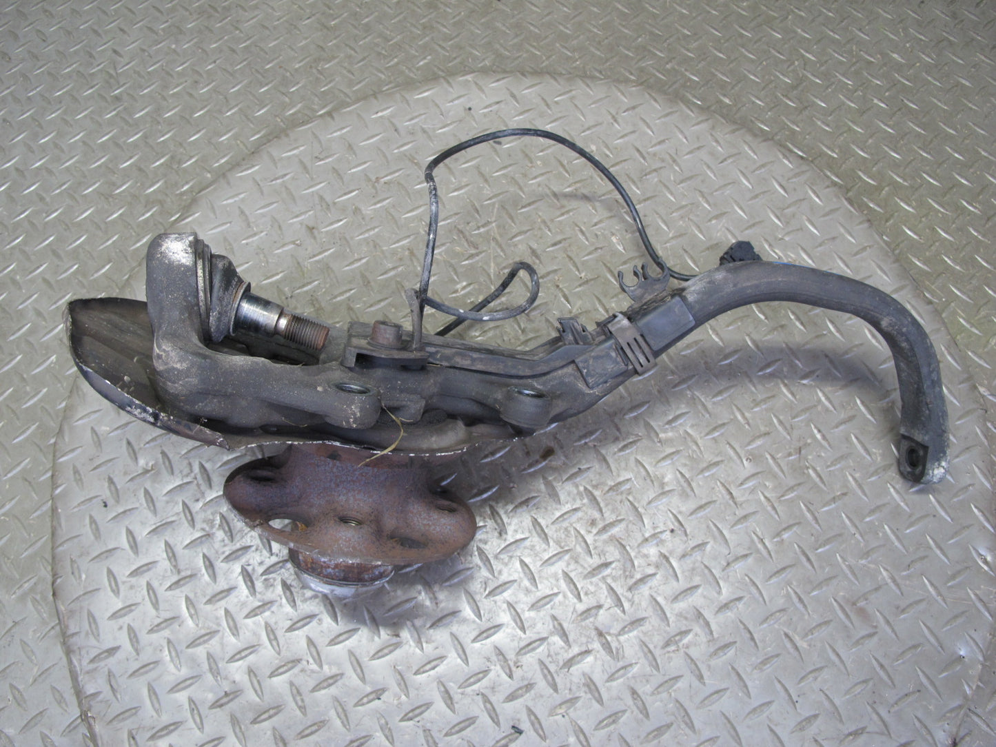 03-08 Mercedes R230 SL600 Front Right Spindle Knuckle Wheel Hub Bearing OEM