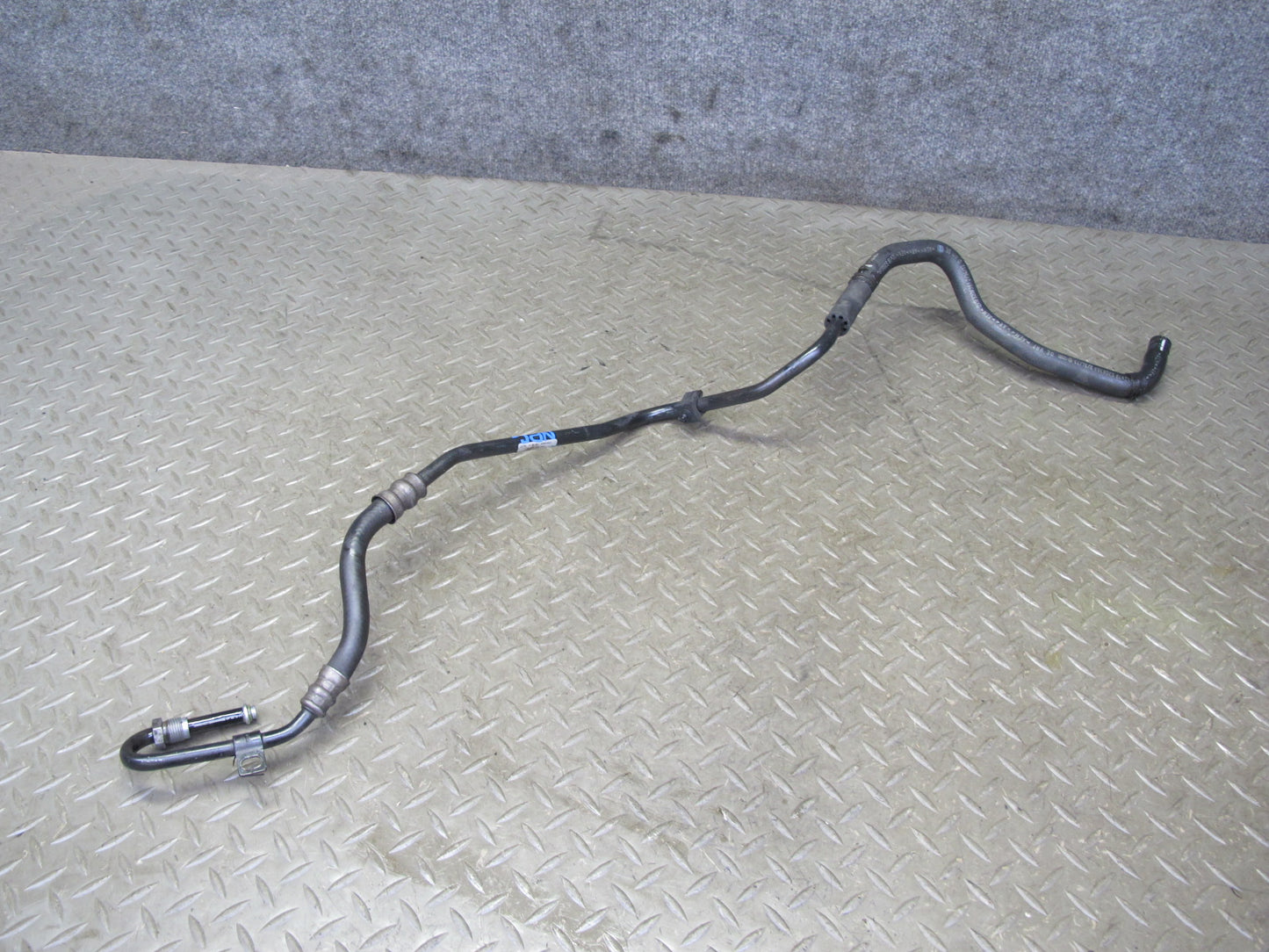 2011-2018 Porsche Cayenne 958 4.8L Power Steering Hose Pipe Line Set of 2
