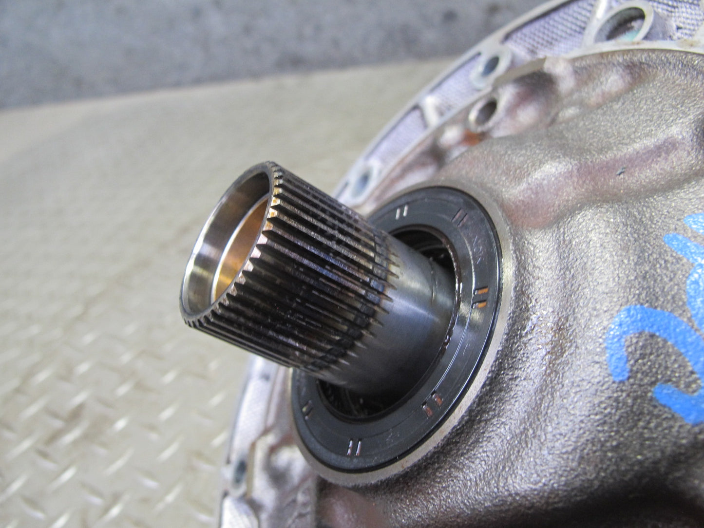 2011-2014 Porsche Cayenne S 958 4.8L Automatic Transmission Oil Pump