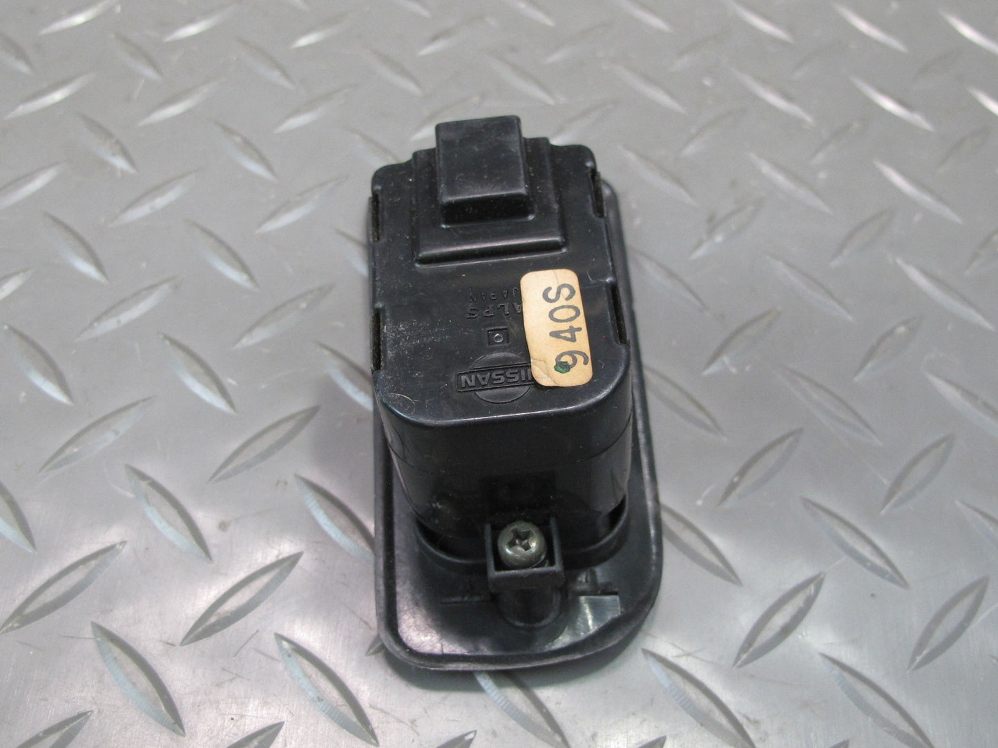 90-93 Nissan Z32 300ZX 2+2 Right Door Power Window Switch w Trim Black OEM