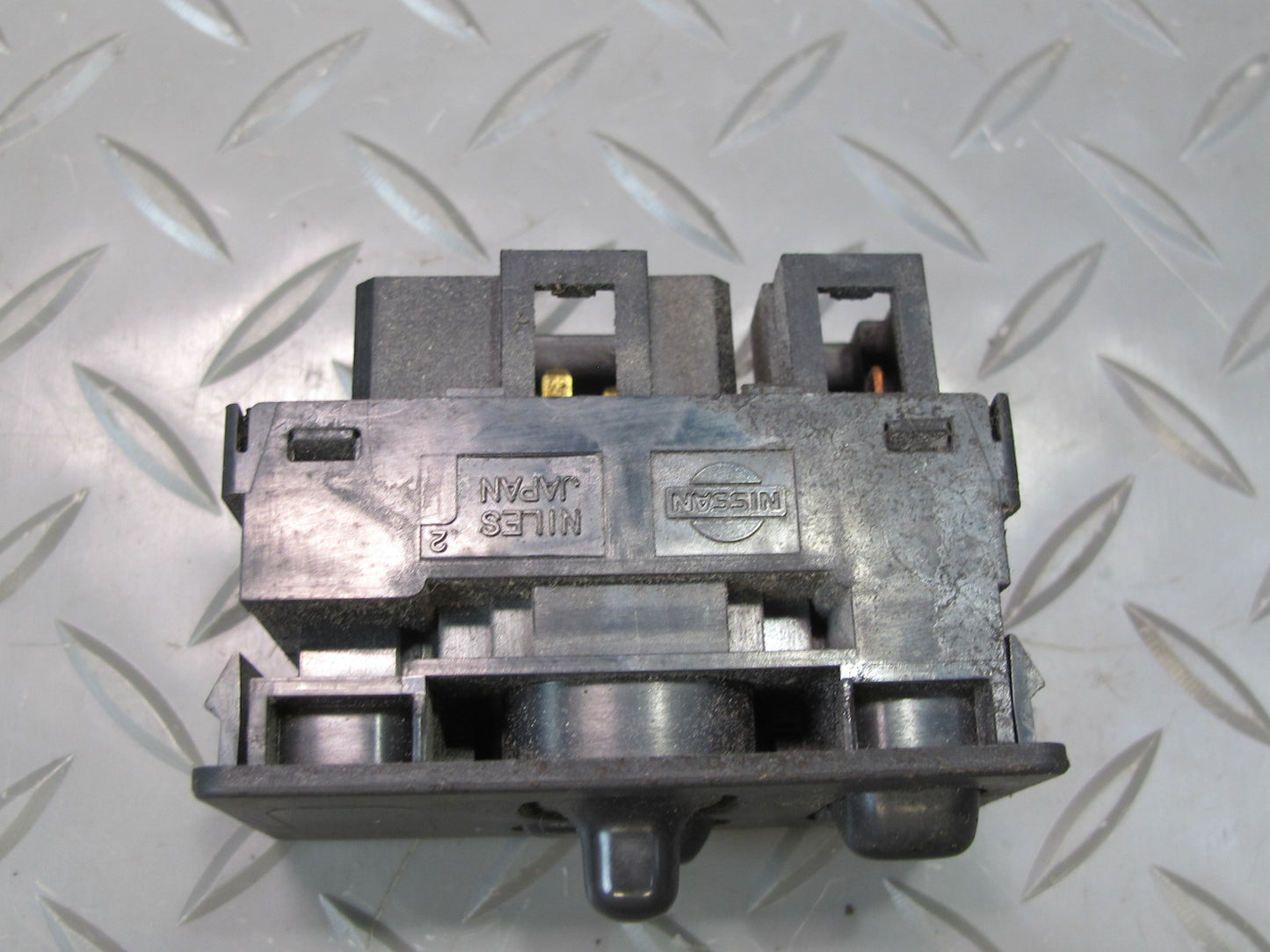 90-96 Nissan Z32 300ZX NON Turbo Heated Side Mirror Switch Black OEM