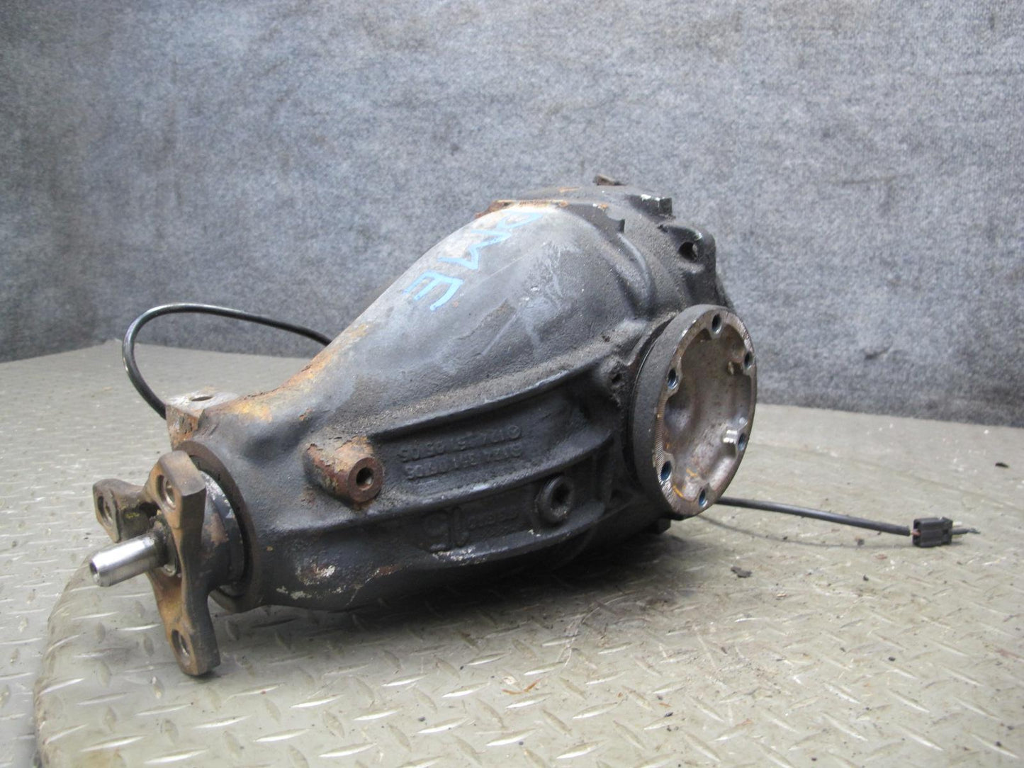 1995 Mercedes W124 E300D 3.0L Diesel Rear Differential Carrier 2.87 Ratio OEM