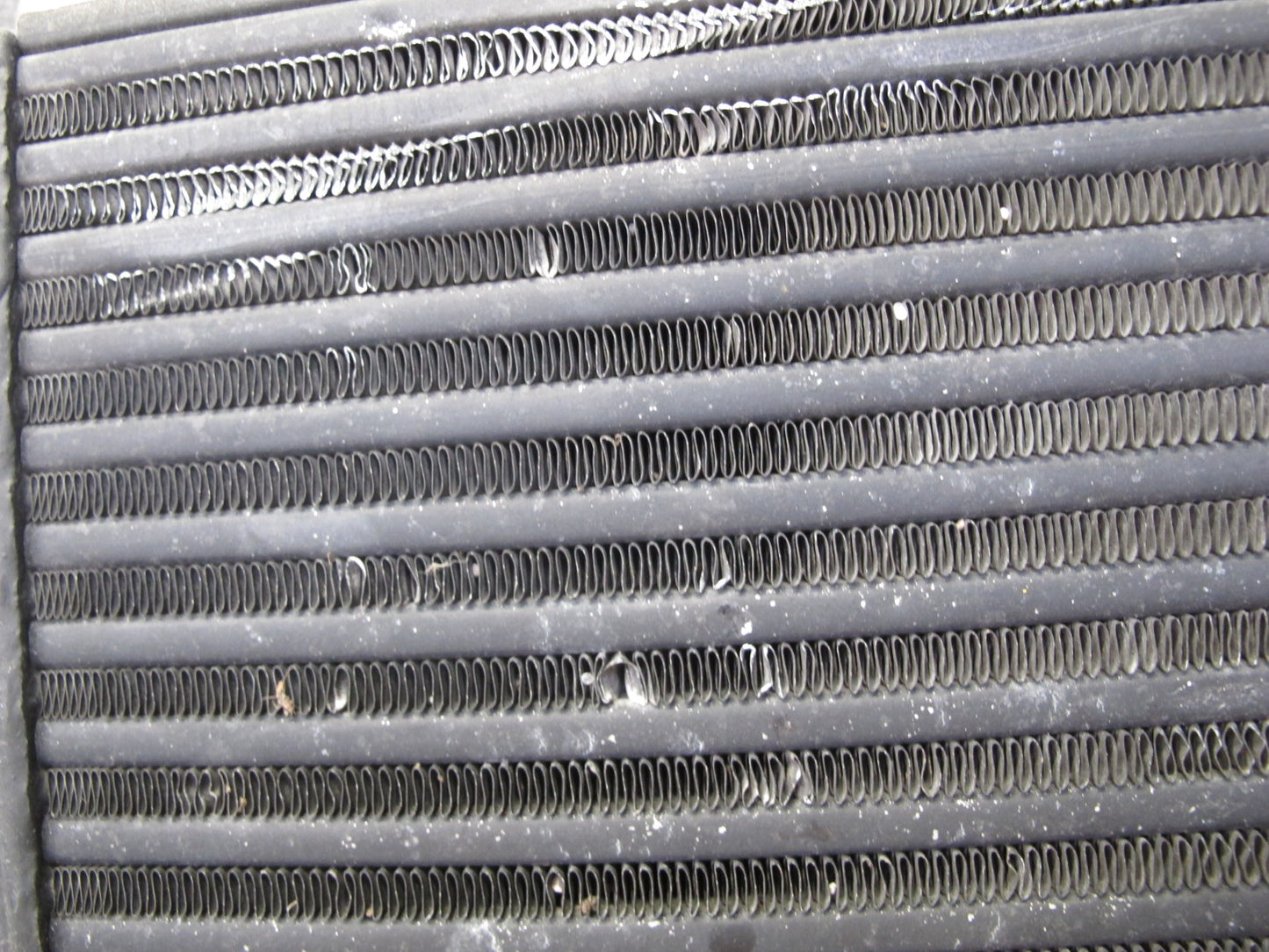 2011-2018 Porsche Cayenne 958 4.8L Turbo Right Side Intercooler Unit W/ Shroud