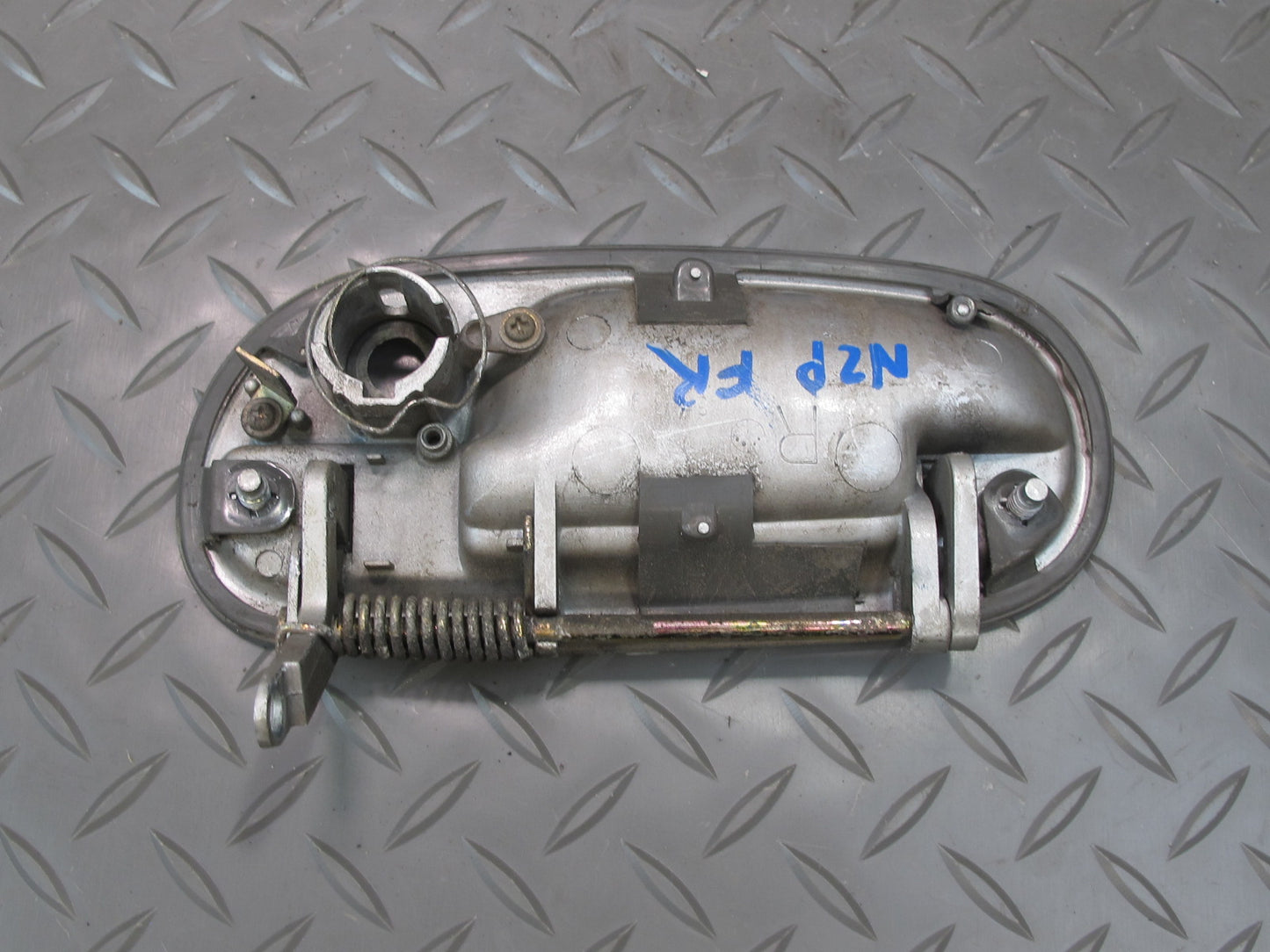 90-91 Nissan Z32 300ZX Set of 2 Left & Right Door Exterior Handle Silver OEM