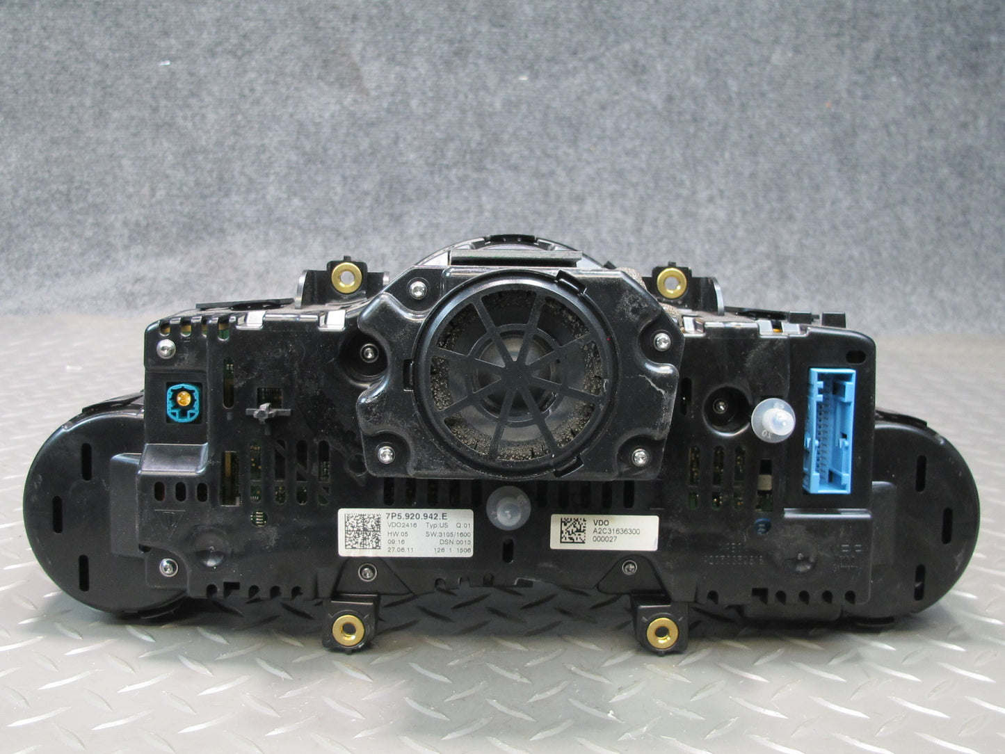 2012 Porsche Cayenne 958 Turbo 4.8L Instrument Cluster Gauge Speedometer