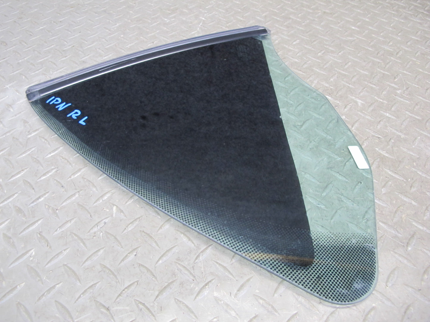 1999-2005 Porsche 911 Carrera 996 Convertible Rear Left Quarter Glass Window