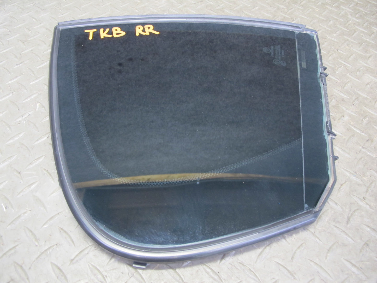 2008-2011 BMW E90 M3 328i 335i Rear Right Door Fixed Glass Window